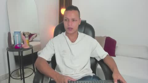 Ricky  online show from 09/15/25, 01:11