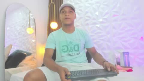 Ricky  online show from 10/10/25, 02:05