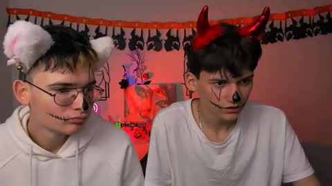 Snapshot of rico_steel chatting on 10/29/25, 09:33 Rico online show from 10/29/25, 09:33