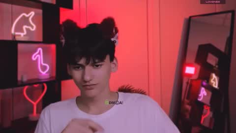 Snapshot of rico_steel chatting on 11/21/25, 07:23 Rico online show from 11/21/25, 07:23