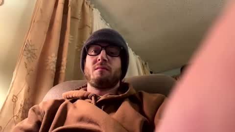 Snapshot of ricracks11 chatting on 01/17/25, 03:23 ricracks11 online show from 01/17/25, 03:23