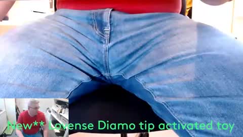 Snapshot of ricrockhard chatting on 01/12/25, 01:37 ricrockhard online show from 01/12/25, 01:37