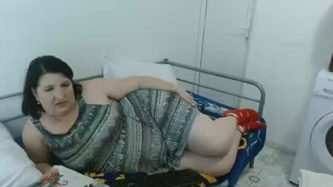 Snapshot of ridemerafsuzana chatting on 01/06/25, 07:13 Ridemeraf online show from 01/06/25, 07:13