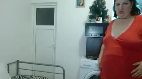 Snapshot of ridemerafsuzana chatting on 01/17/25, 07:49 Ridemeraf online show from 01/17/25, 07:49