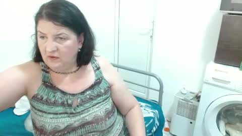 Snapshot of ridemerafsuzana chatting on 10/08/25, 09:29 Ridemeraf online show from 10/08/25, 09:29