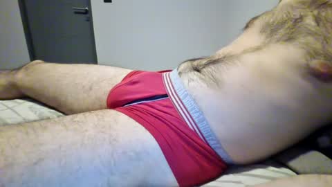 Snapshot of rielol21 chatting on 06/15/26, 01:41 rielol21 online show from 06/15/26, 01:41