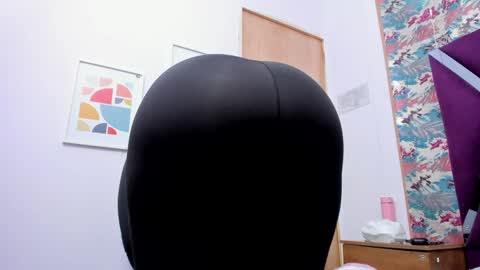 Rihanna Abiodun online show from 02/26/25, 12:49