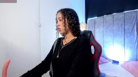 Snapshot of rihanna_brooks chatting on 03/04/25, 03:33 Rihanna online show from 03/04/25, 03:33