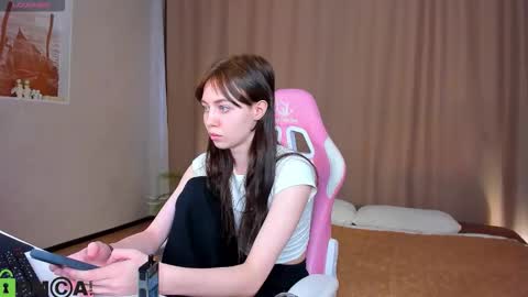 rihanna_walker online show from 10/01/25, 01:33