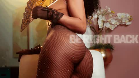 Sara online show from 12/11/24, 10:03