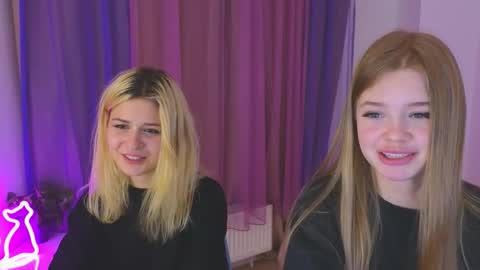 Rina online show from 11/23/25, 10:09