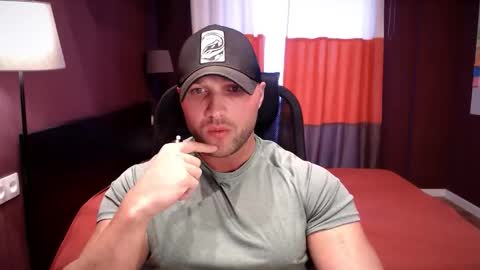 Snapshot of rikadler chatting on 10/12/25, 10:36 rikadler online show from 10/12/25, 10:36