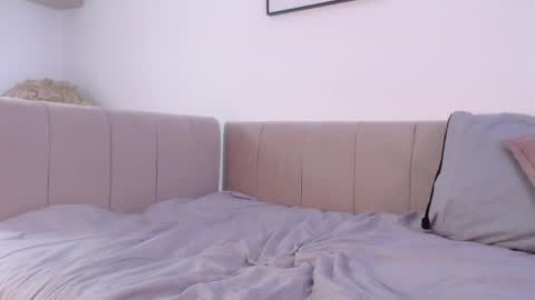 Riley online show from 01/31/25, 02:26