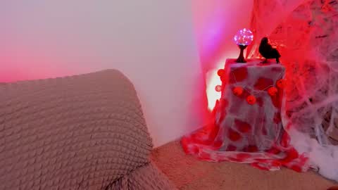 Riley online show from 10/18/25, 11:27