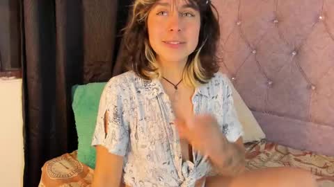 Riley online show from 02/04/25, 02:28