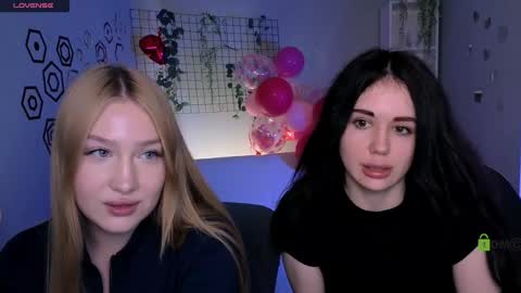 Snapshot of riley_sanders chatting on 03/04/26, 08:26 Meow online show from 03/04/26, 08:26