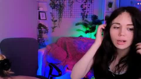 Meow online show from 06/14/26, 02:24