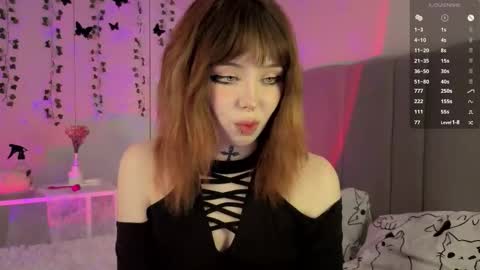 Sofia online show from 11/23/25, 08:25