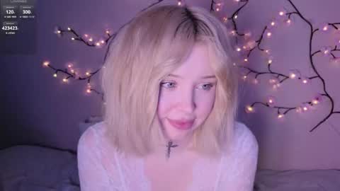 Snapshot of riley_vice chatting on 05/11/26, 02:45 Sofia online show from 05/11/26, 02:45