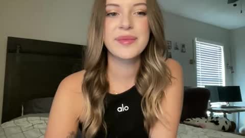 riley depp online show from 09/26/25, 06:56