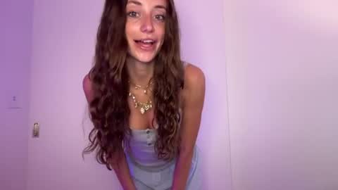 Riley online show from 06/24/26, 07:24