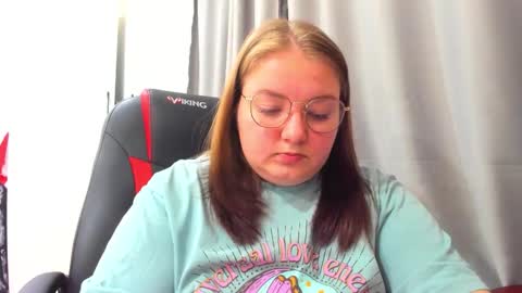 rina16 online show from 10/24/25, 02:02