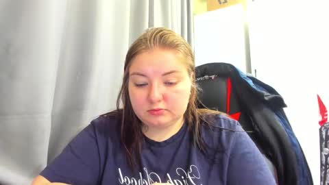 rina16 online show from 10/27/25, 11:47