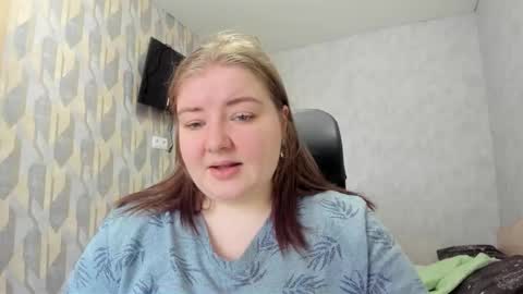 Snapshot of rina16 chatting on 01/19/26, 10:52 rina16 online show from 01/19/26, 10:52