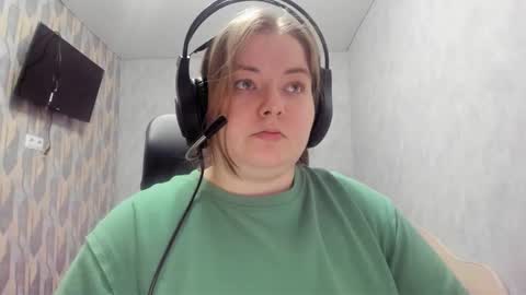 Snapshot of rina16 chatting on 02/11/26, 03:39 rina16 online show from 02/11/26, 03:39