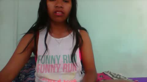 rinah856024 online show from 09/23/25, 04:37