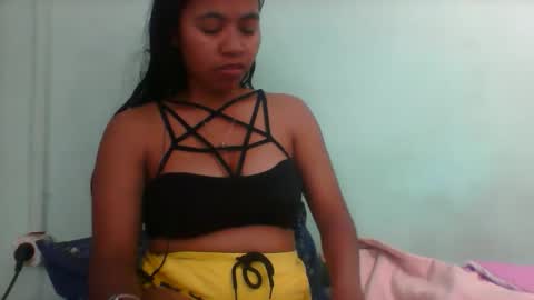 rinah856024 online show from 10/28/25, 07:12