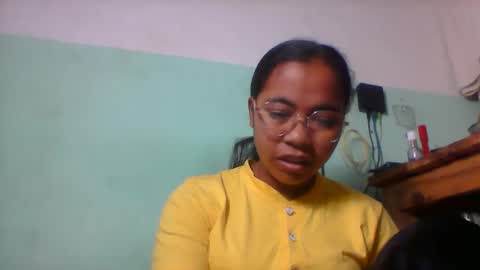 rinah856024 online show from 04/25/26, 06:05