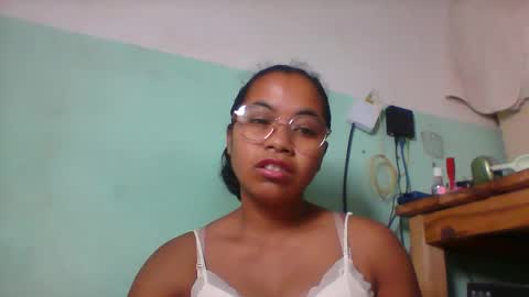 Snapshot of rinah856024 chatting on 05/06/26, 07:24 rinah856024 online show from 05/06/26, 07:24