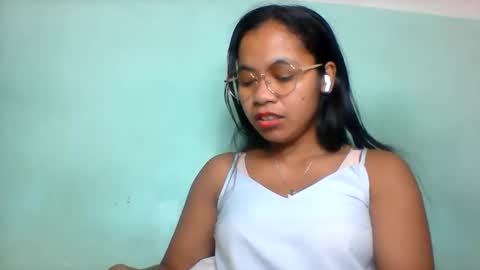 Snapshot of rinah856024 chatting on 06/05/26, 07:19 rinah856024 online show from 06/05/26, 07:19