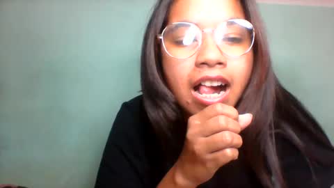 rinah856024 online show from 07/04/26, 06:58