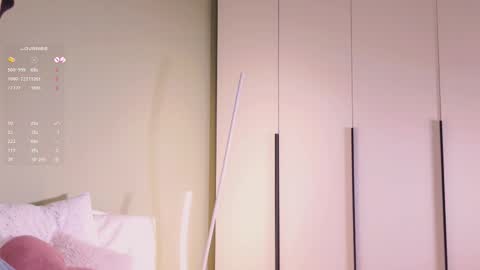 Snapshot of rinassecret chatting on 12/20/25, 07:04 Rina online show from 12/20/25, 07:04