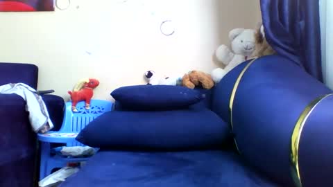 cookie online show from 10/10/25, 05:06