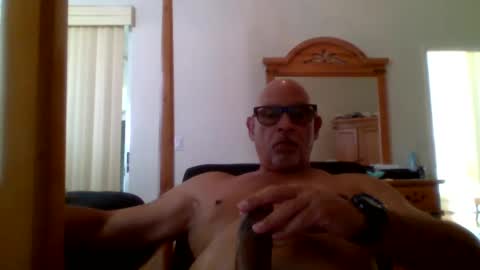 Snapshot of rionel chatting on 03/05/25, 08:53 RioNel online show from 03/05/25, 08:53