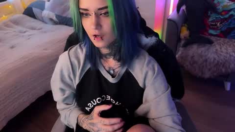 Snapshot of ripper_66 chatting on 10/25/25, 01:40 DianaBrite fansl y online show from 10/25/25, 01:40