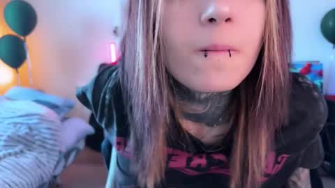 Snapshot of ripper_66 chatting on 02/03/26, 01:05 DianaBrite fansl y online show from 02/03/26, 01:05