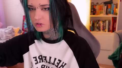   DianaBrite            fansl y online show from 06/29/26, 01:55