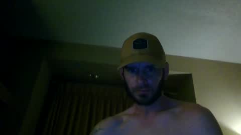 Snapshot of ripperusa33 chatting on 10/27/25, 10:25 ripperusa33 online show from 10/27/25, 10:25