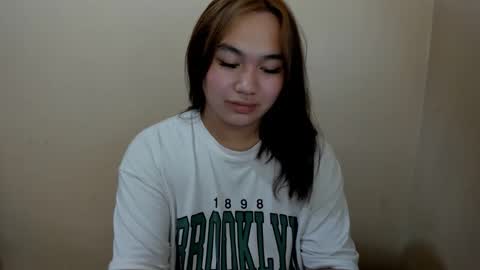 Snapshot of riri_bowa chatting on 01/17/26, 05:49 RIRI online show from 01/17/26, 05:49