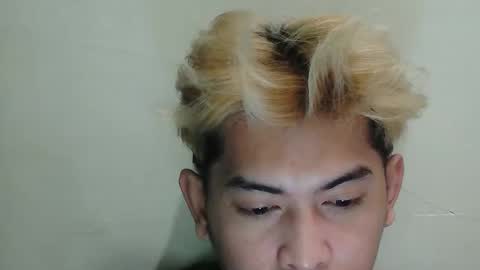 Snapshot of ririhoee chatting on 03/22/26, 03:10 ririhoee online show from 03/22/26, 03:10