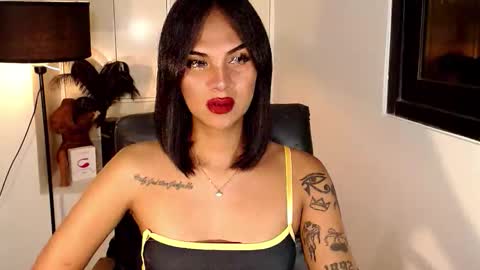 riri online show from 02/12/26, 09:48