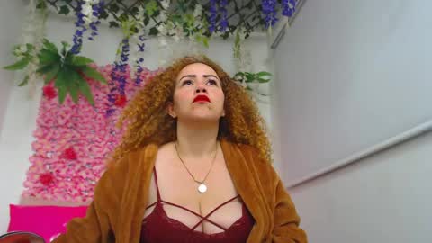 Snapshot of risitos_de_oro_ chatting on 06/10/26, 09:30 Risitos De Oro online show from 06/10/26, 09:30