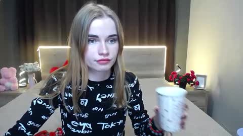 Snapshot of ritakiskis chatting on 03/01/26, 08:44 ritakiskis online show from 03/01/26, 08:44
