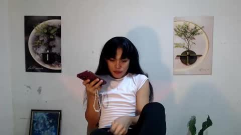 Snapshot of rivaxox1 chatting on 05/17/26, 02:20 rivaxox1 online show from 05/17/26, 02:20