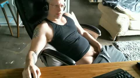 Snapshot of riverbendjulian chatting on 01/19/25, 05:49 Julian online show from 01/19/25, 05:49