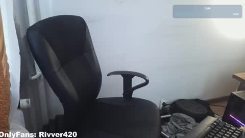 River online show from 09/19/25, 10:27